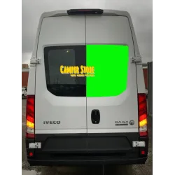 Cristal doble puerta trasera Iveco +2014. Derecha