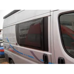 Ventana Polyplastic para puerta corredera Ducato, Boxer, Jumper dsd 2006. 1051x650mm