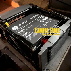 Batería de litio Eleksol 200Ah/12,8V. Bajo asiento