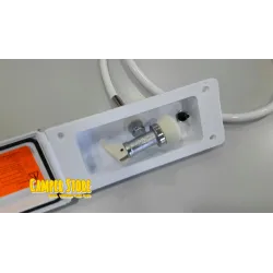 Cajetín de Ducha con manguera replegable. Blanco