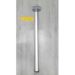 Pata plegable extra fina, para mesa camper. 71 cm